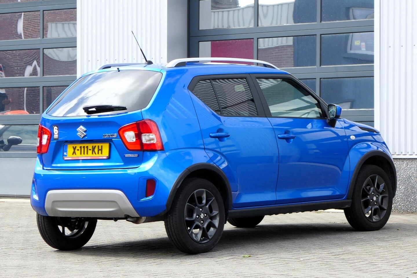 Suzuki-Ignis-5