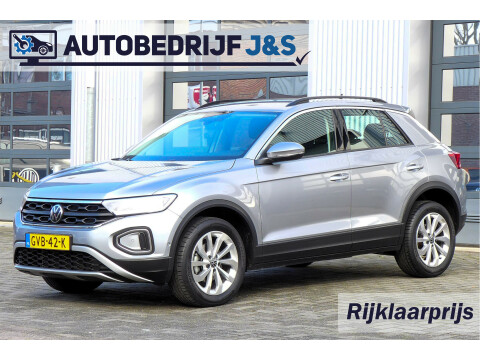 Volkswagen-T-Roc-0