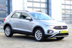 Volkswagen-T-Roc-3