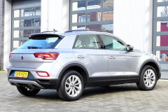 Volkswagen-T-Roc-5
