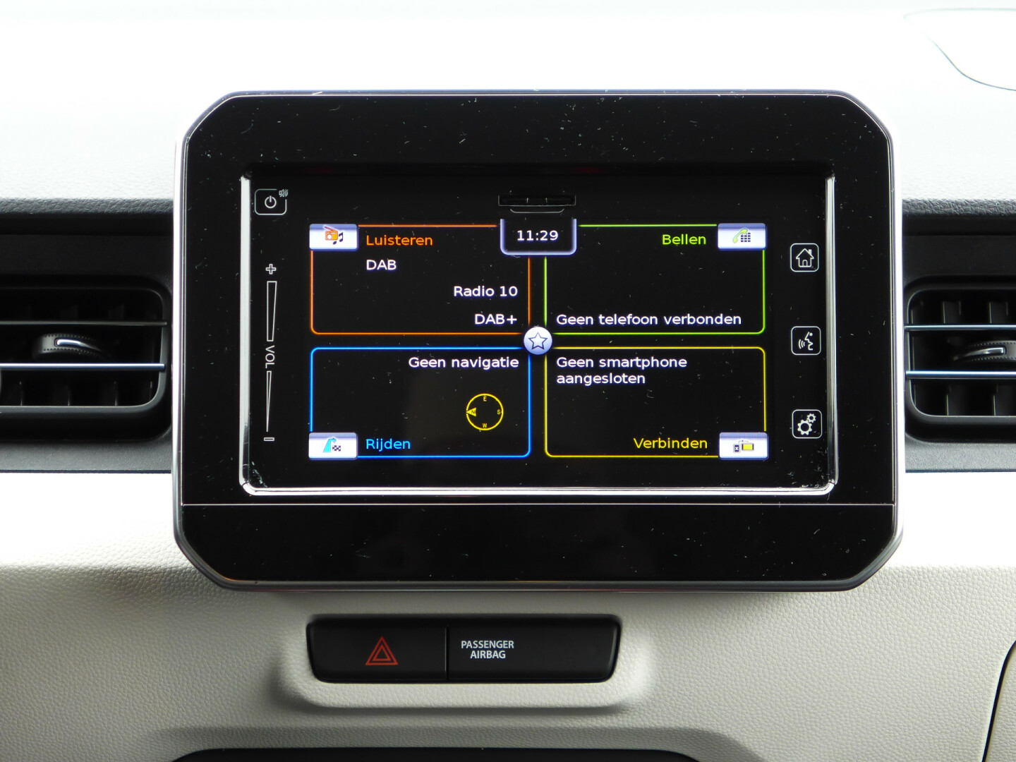 Suzuki-Ignis-23