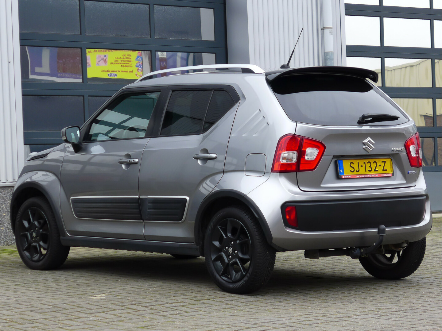 Suzuki-Ignis-8