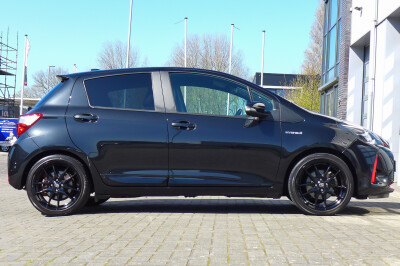 Toyota-Yaris-4