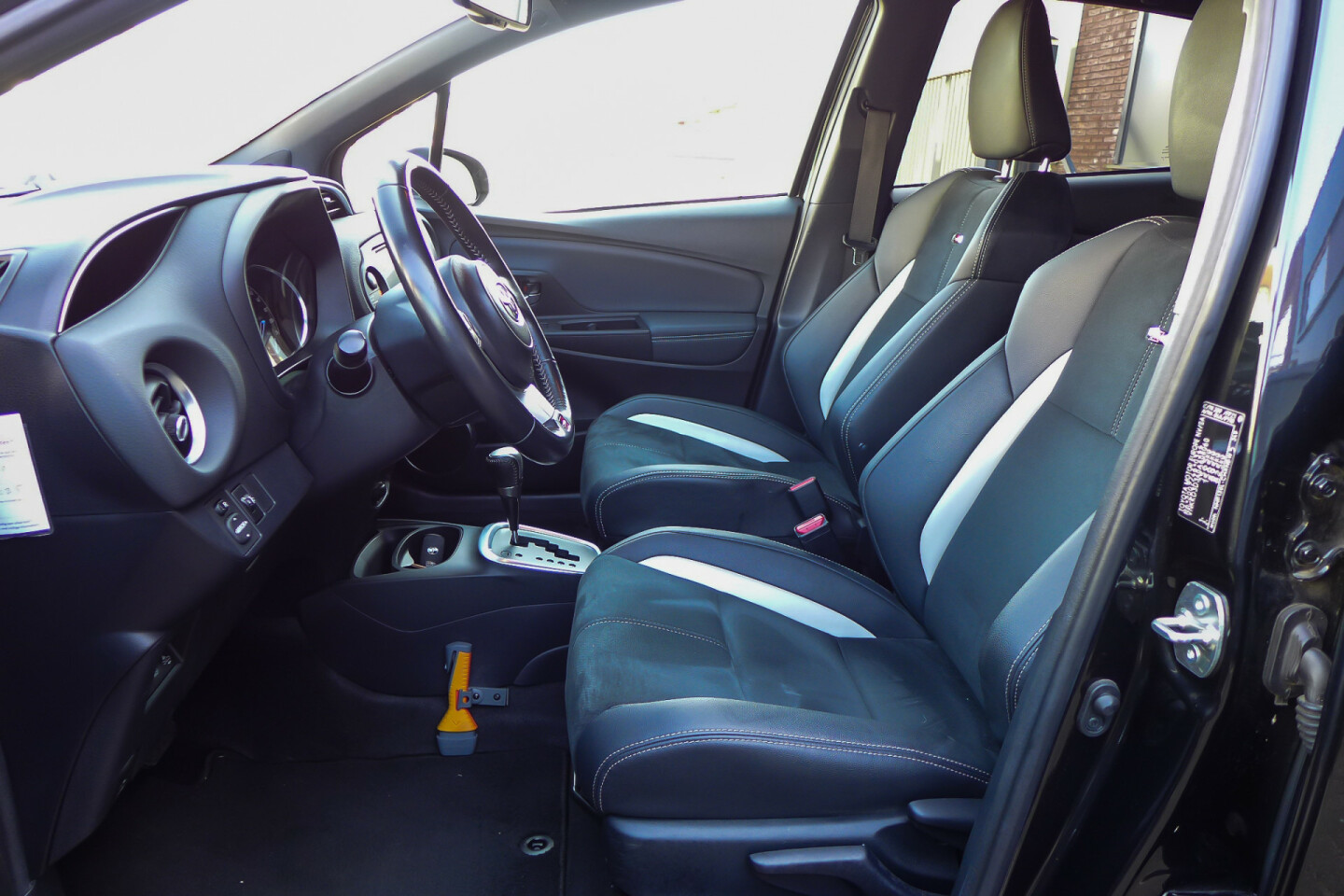 Toyota-Yaris-9