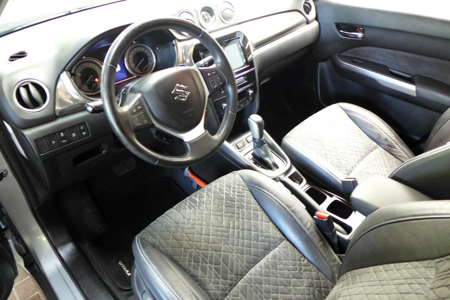 Suzuki-Vitara-7