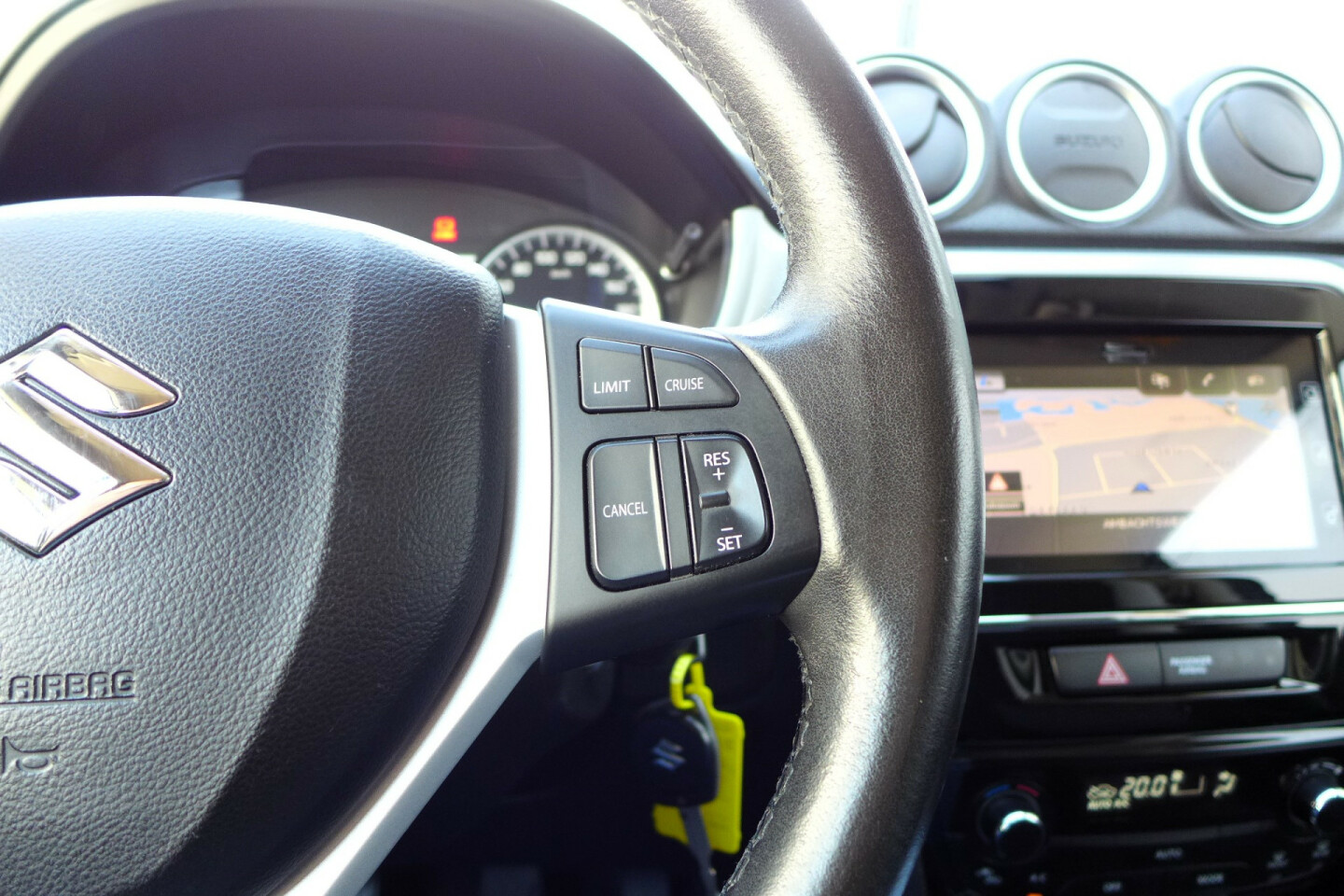 Suzuki-Vitara-15