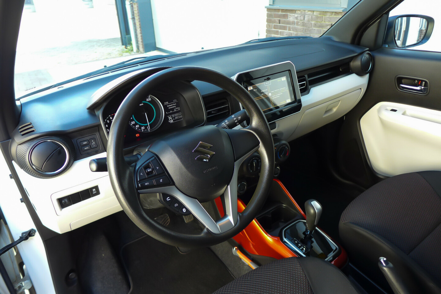 Suzuki-Ignis-8