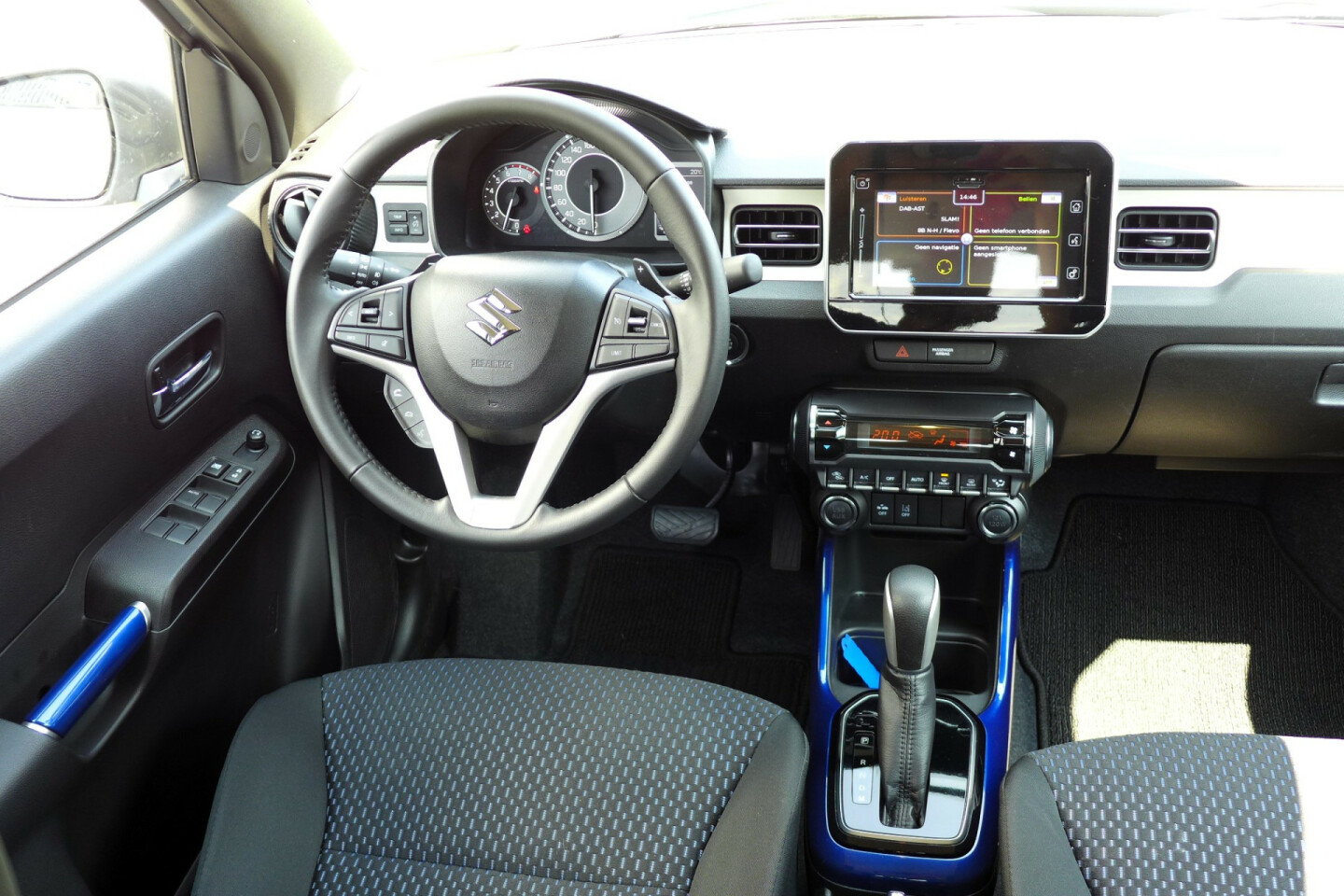 Suzuki-Ignis-12