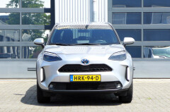 Toyota-Yaris Cross-2