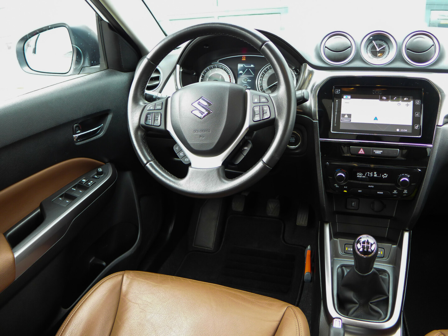 Suzuki-Vitara-11