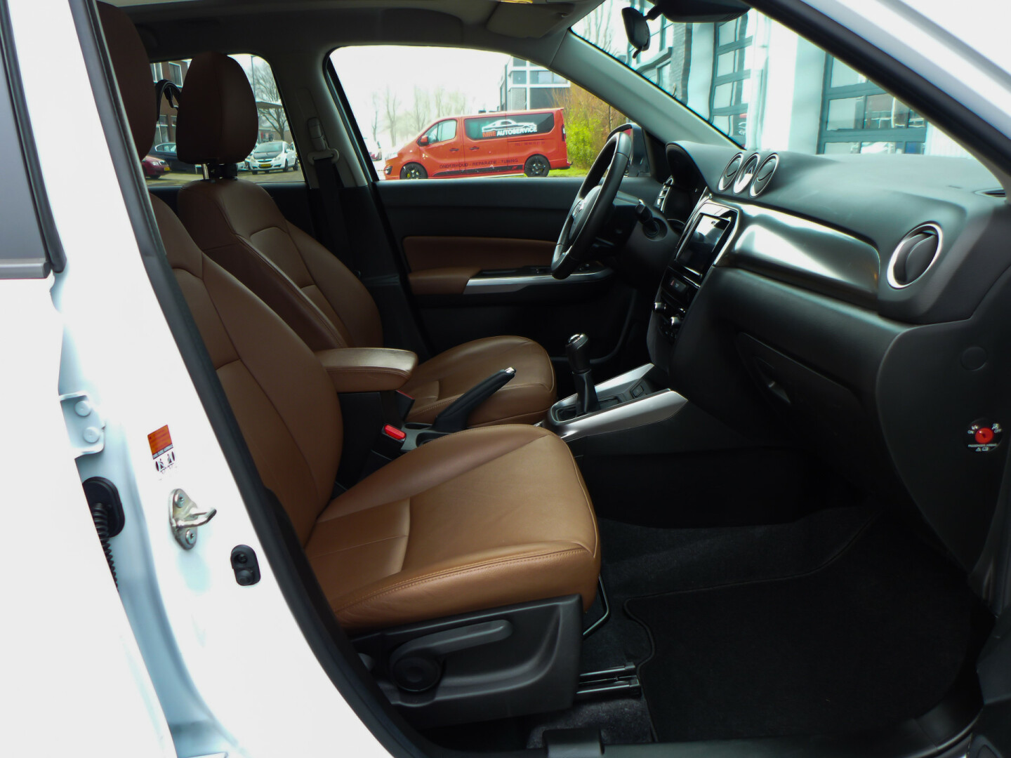 Suzuki-Vitara-24
