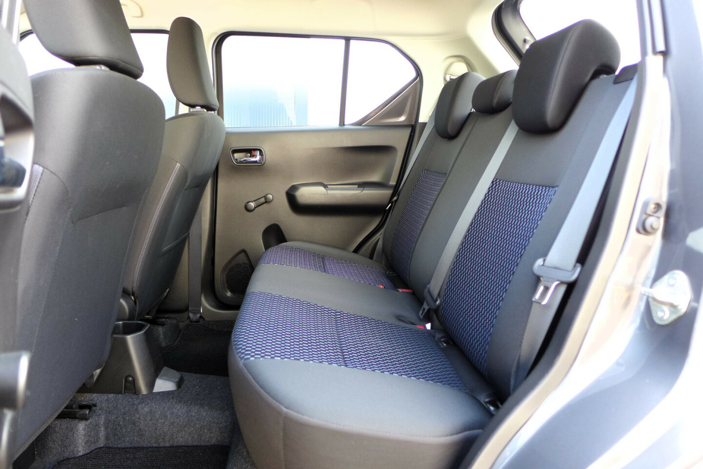 Suzuki-Ignis-22