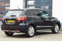 Suzuki-S-Cross-5