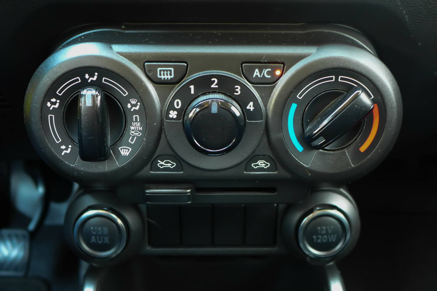 Suzuki-Ignis-21