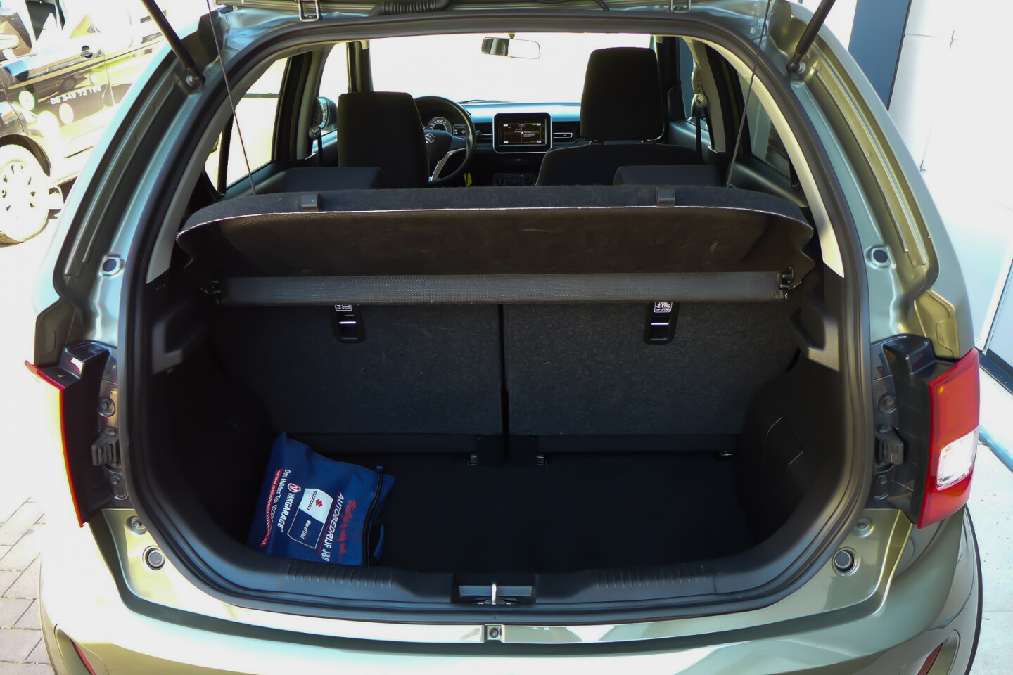 Suzuki-Ignis-25