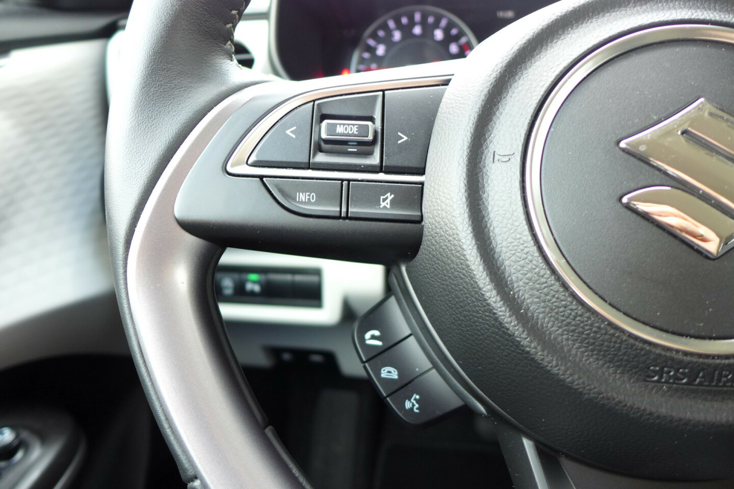 Suzuki-Swift-15