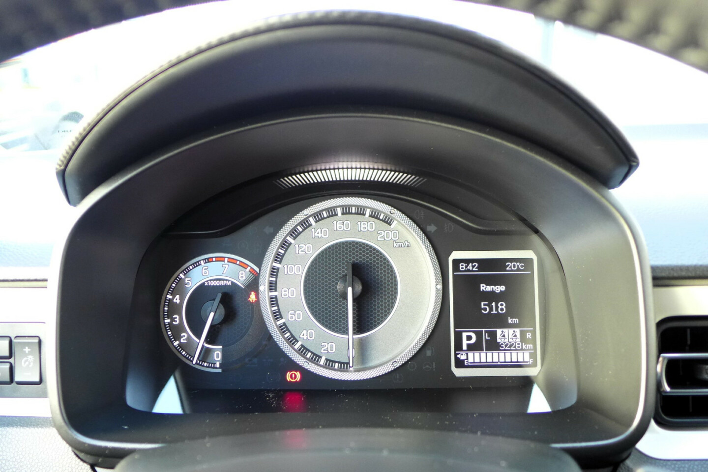 Suzuki-Ignis-15