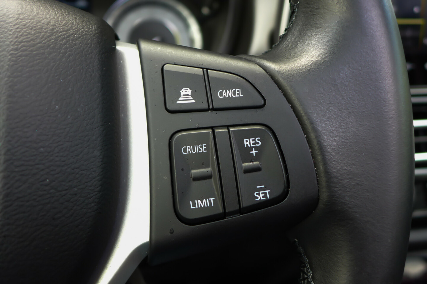 Suzuki-S-Cross-18