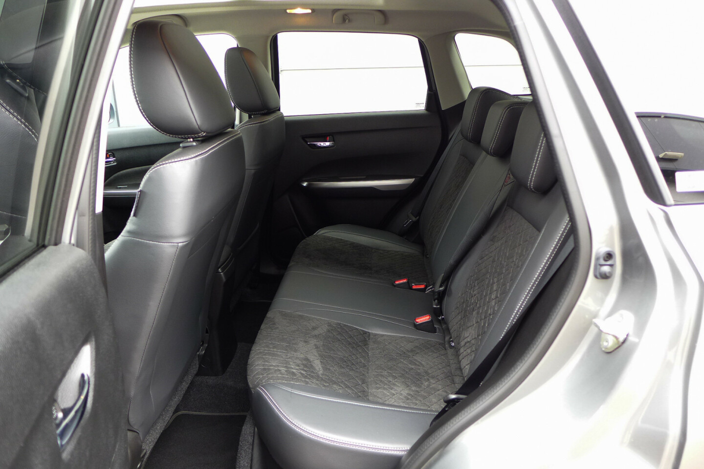 Suzuki-Vitara-12