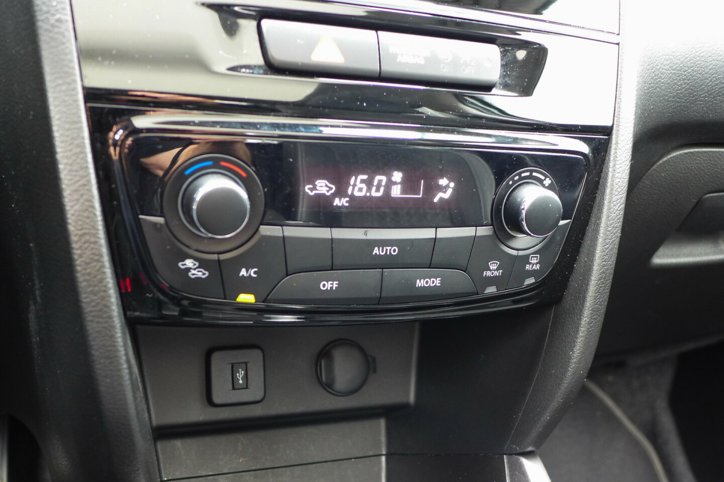 Suzuki-Vitara-25