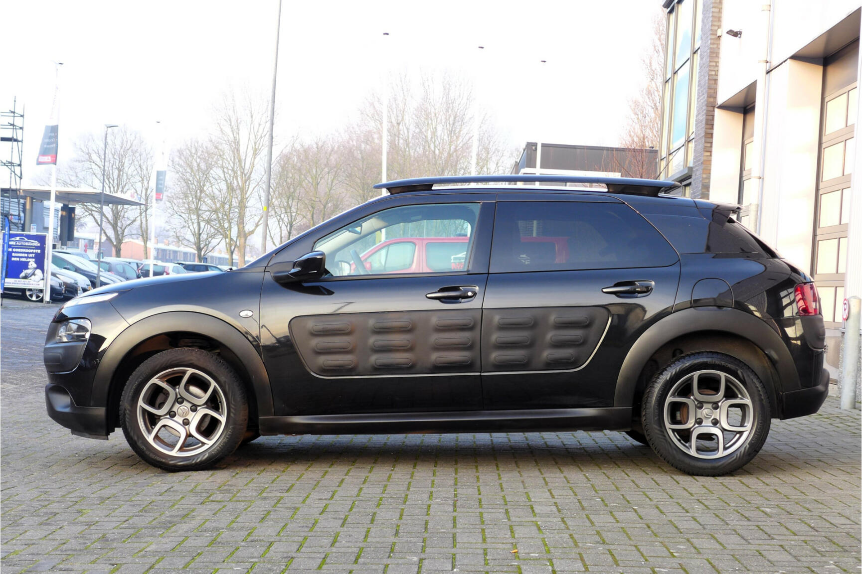 Citroën-C4 Cactus-1