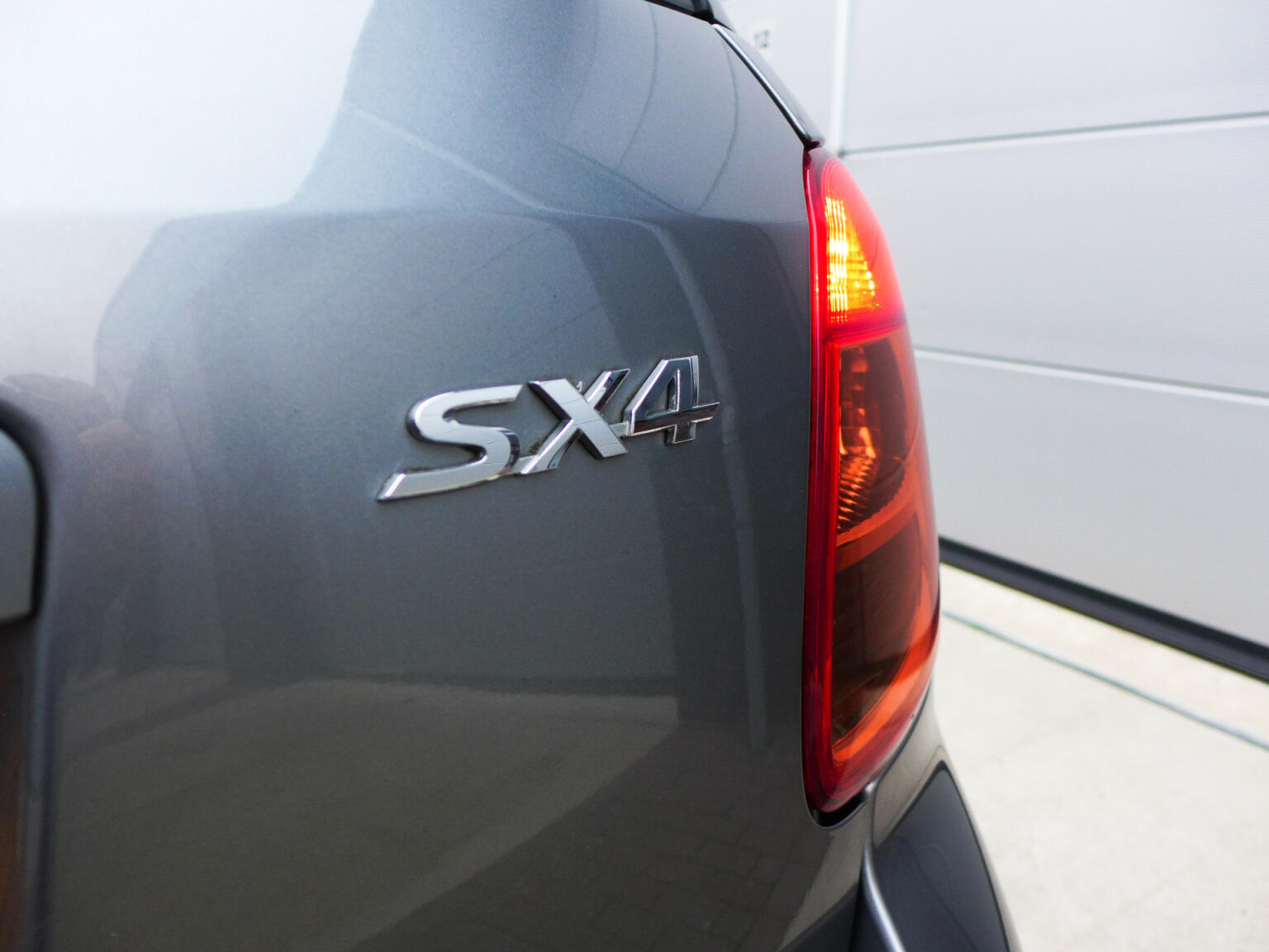 Suzuki-SX4-23