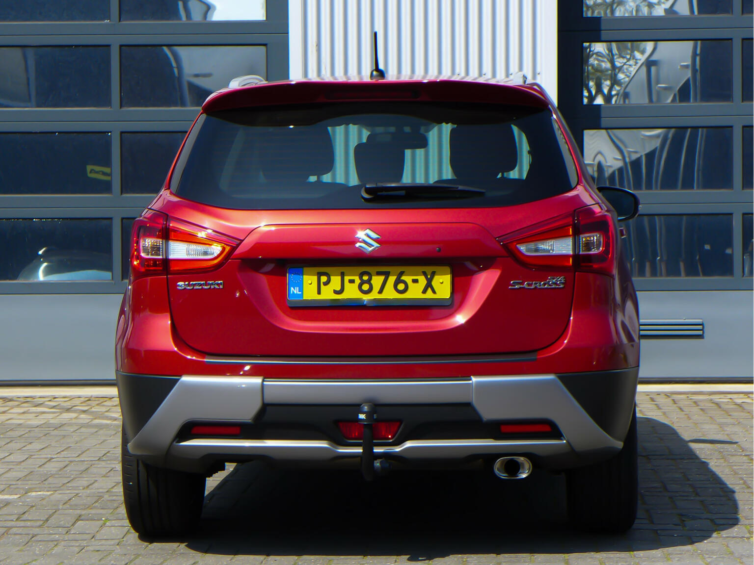 Suzuki-S-Cross-6