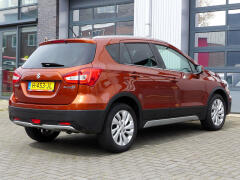 Suzuki-S-Cross-6