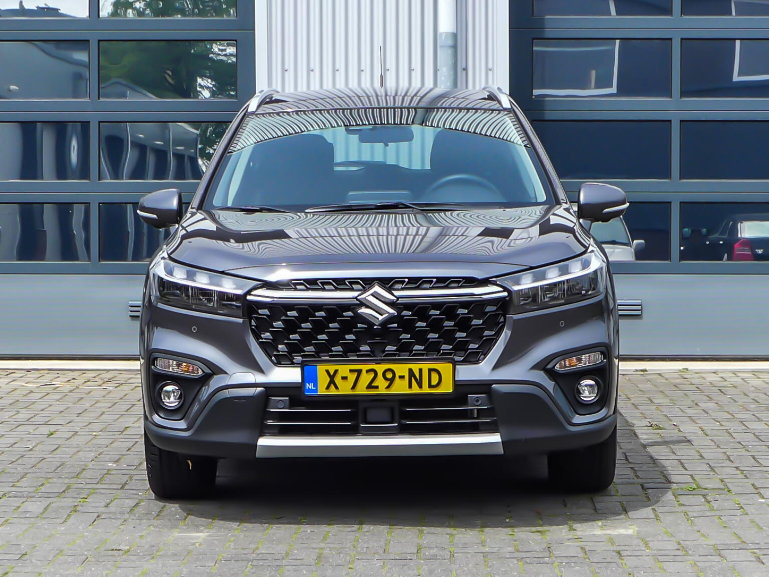 Suzuki-S-Cross-1