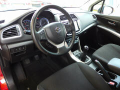 Suzuki-S-Cross-11