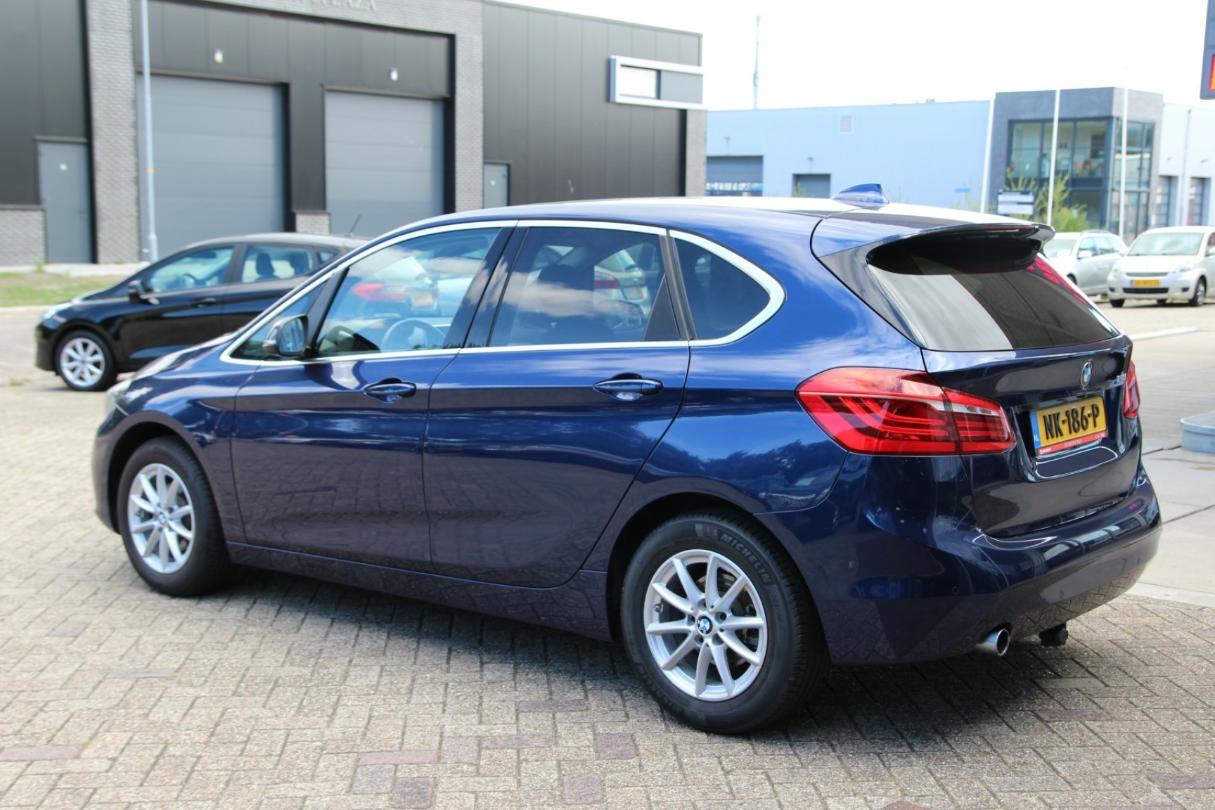 BMW-2 Serie-7