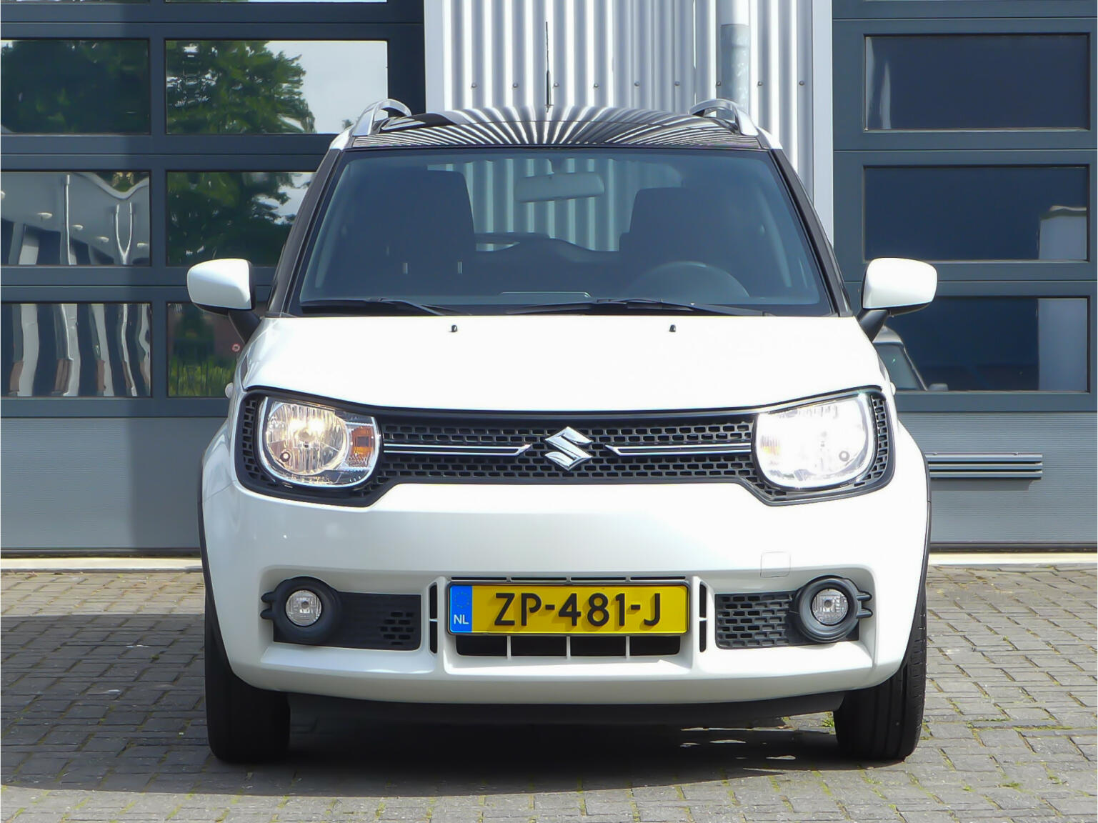 Suzuki-Ignis-1