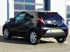 Toyota-Aygo X-7